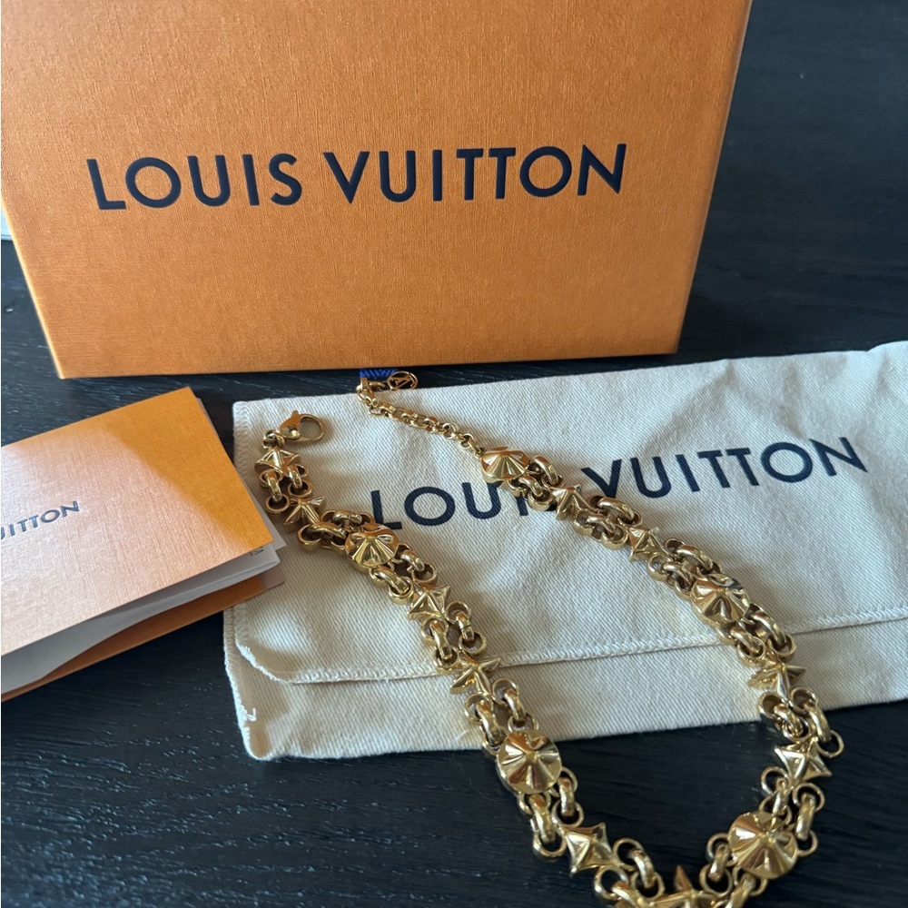 Louis Vuitton Gold My Flower Chain Necklace
